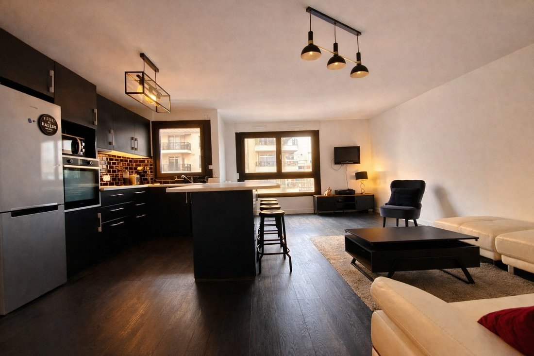 Apartment in Villiers-Cerdan, Levallois-Perret, France 4 - 18239912