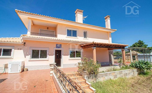 Villa a Faro (Se e Sao Pedro), Algarve, Portogallo 1