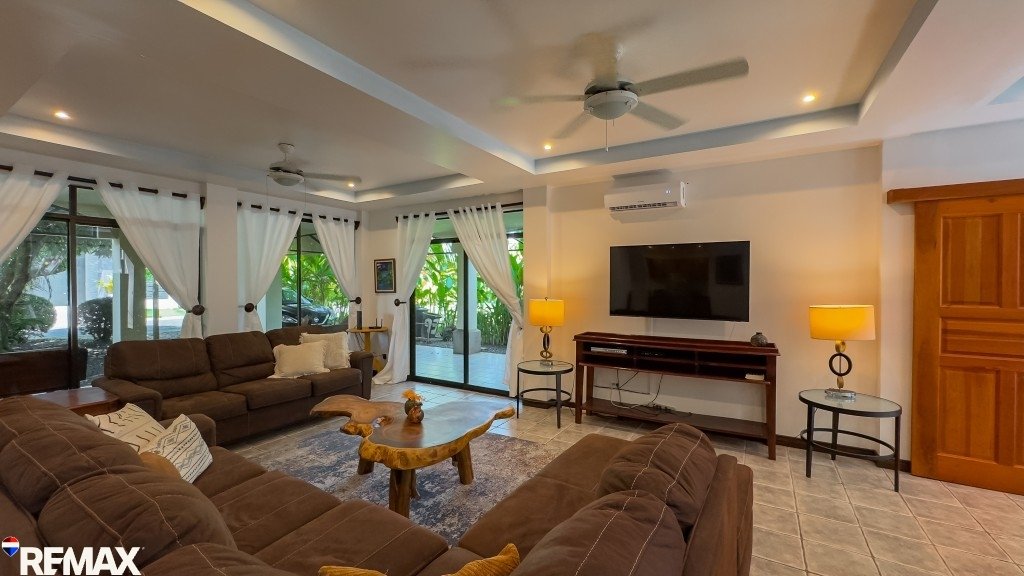 House in Playa Hermosa, Puntarenas Province, Costa Rica 1 - 18245921
