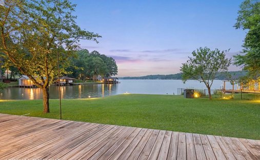 House in Mount Vernon, Texas, United States 1