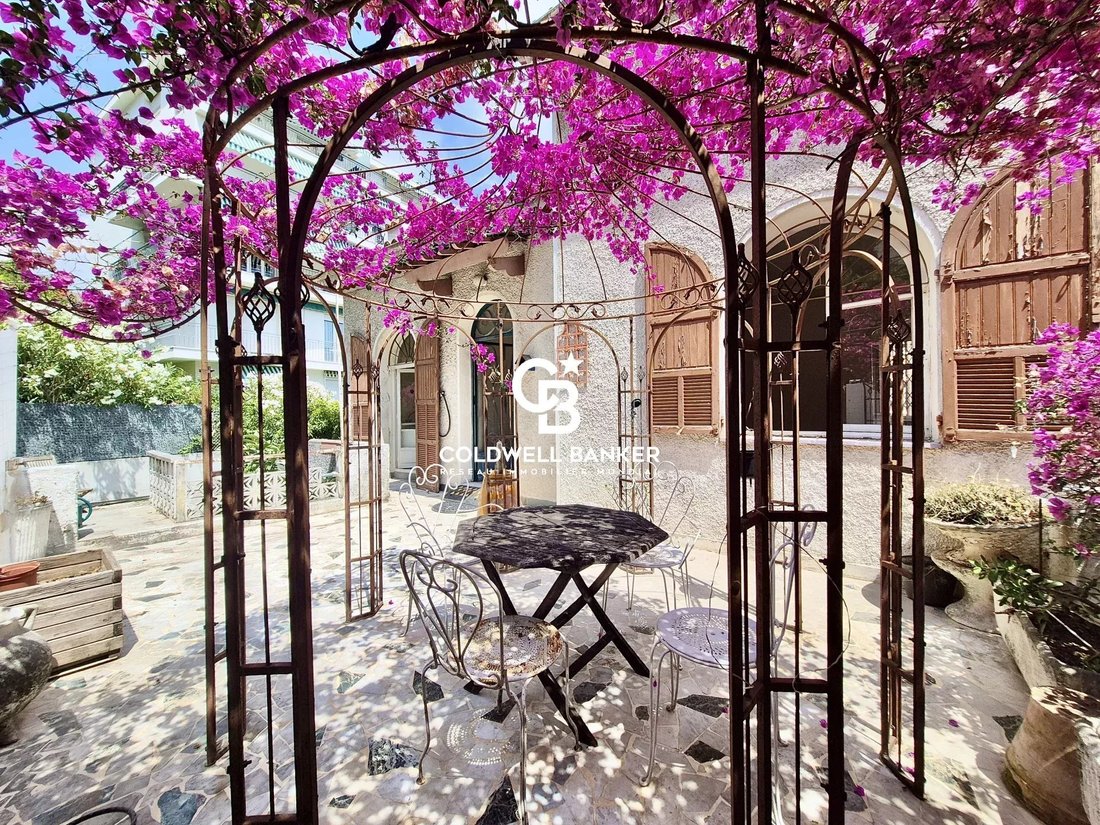 House in Nice, Provence-Alpes-Côte d'Azur, France 1 - 18242276