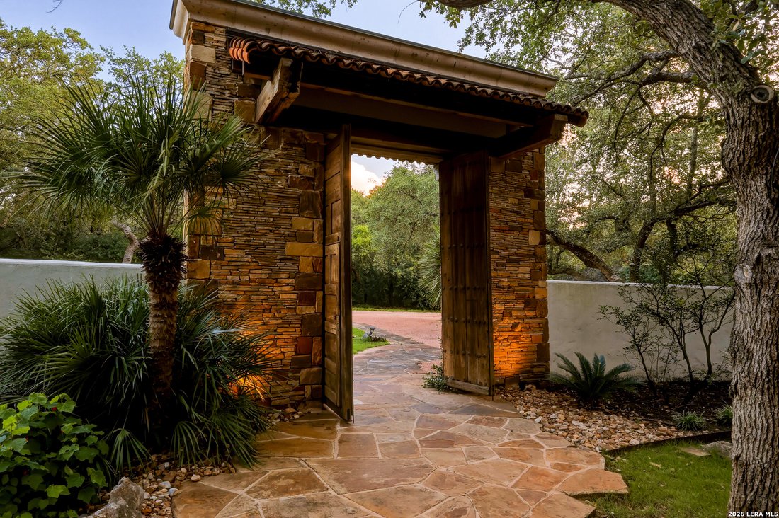 House in San Antonio, Texas, United States 3 - 18242495
