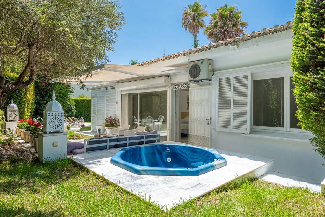 Villa in Marbella, Andalusia, Spain 5 - 18239013