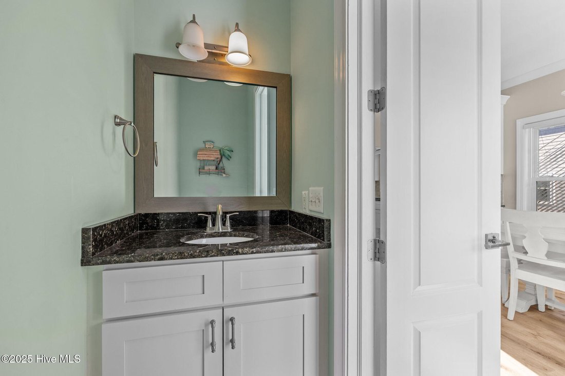Condo in Atlantic Beach, North Carolina, United States 5 - 18244821