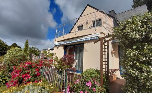 House in Pont de l'Iroise-Rocade Sud, Le Relecq-Kerhuon, France 1