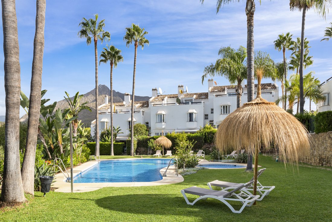 Townhouse in Golden Mile, Andalusia, Spain 1 - 18239006
