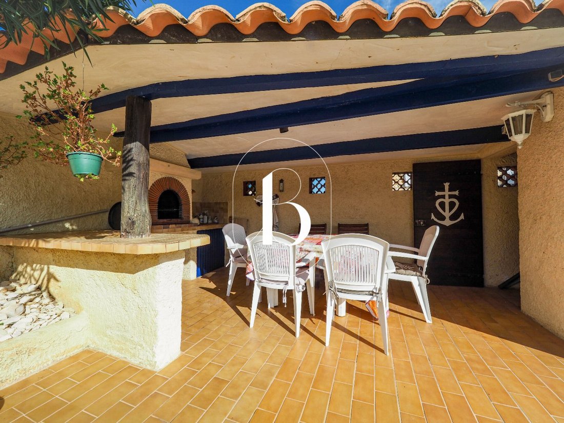 House in Saint-Victor-la-Coste, Occitania, France 5 - 18242884
