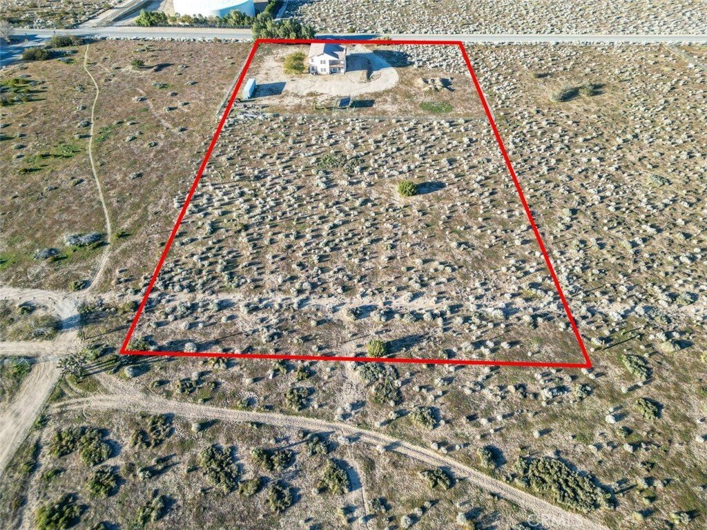 House in Palmdale, California, United States 3 - 17290109