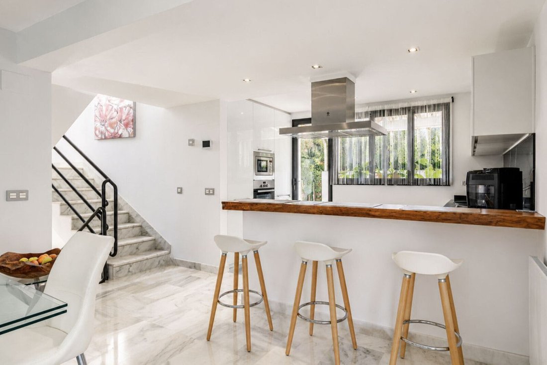 House in Cancelada, Estepona, Andalusia 3 - 18239436