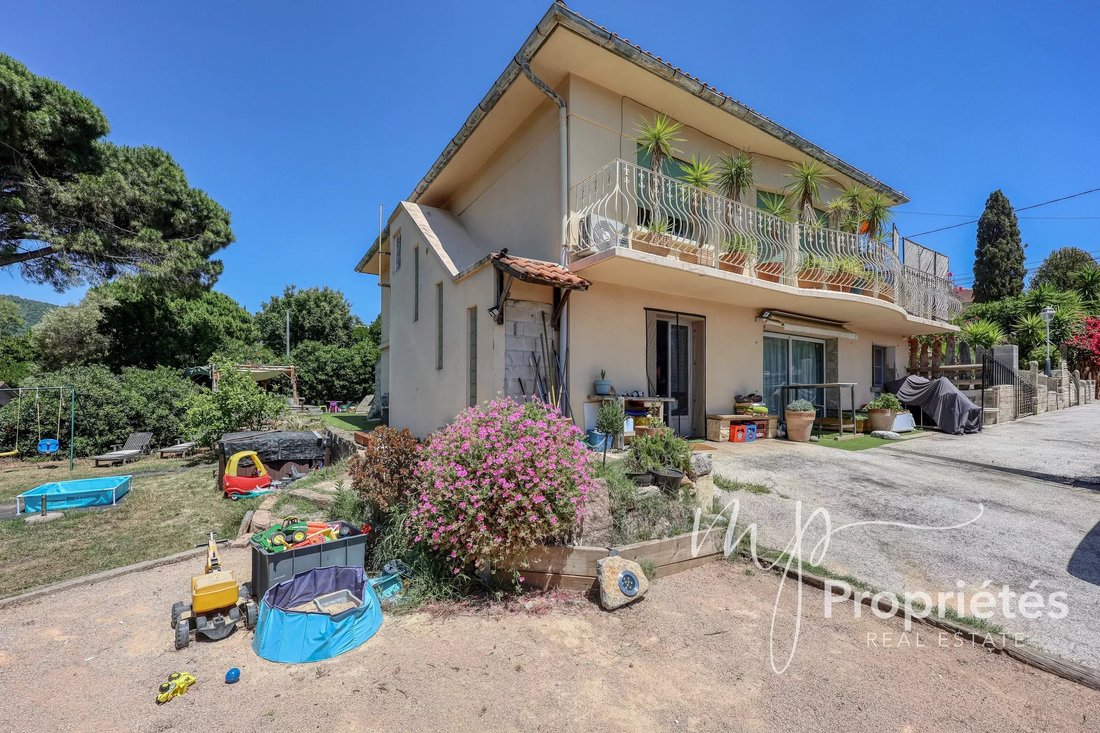 House in Rayol-Canadel-sur-Mer, Provence-Alpes-Côte d'Azur, France 2 - 18239169