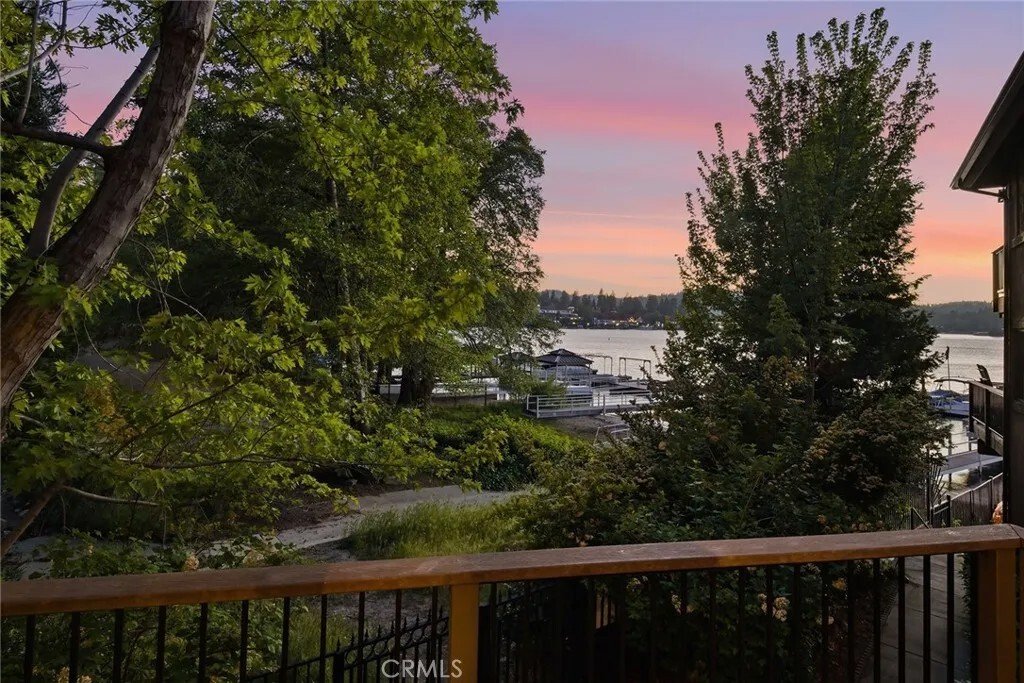 Townhouse in Lake Arrowhead, California, United States 2 - 17982190