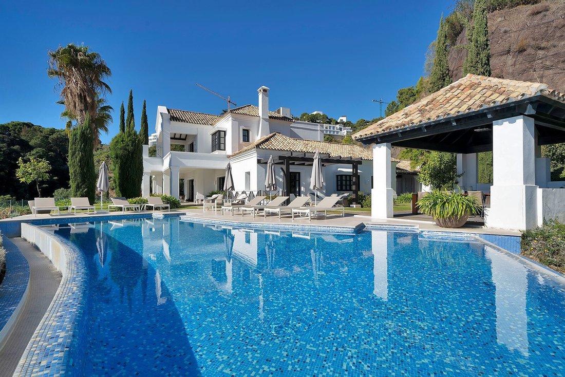 Villa in Benahavis, Andalusia, Spain 4 - 18238844