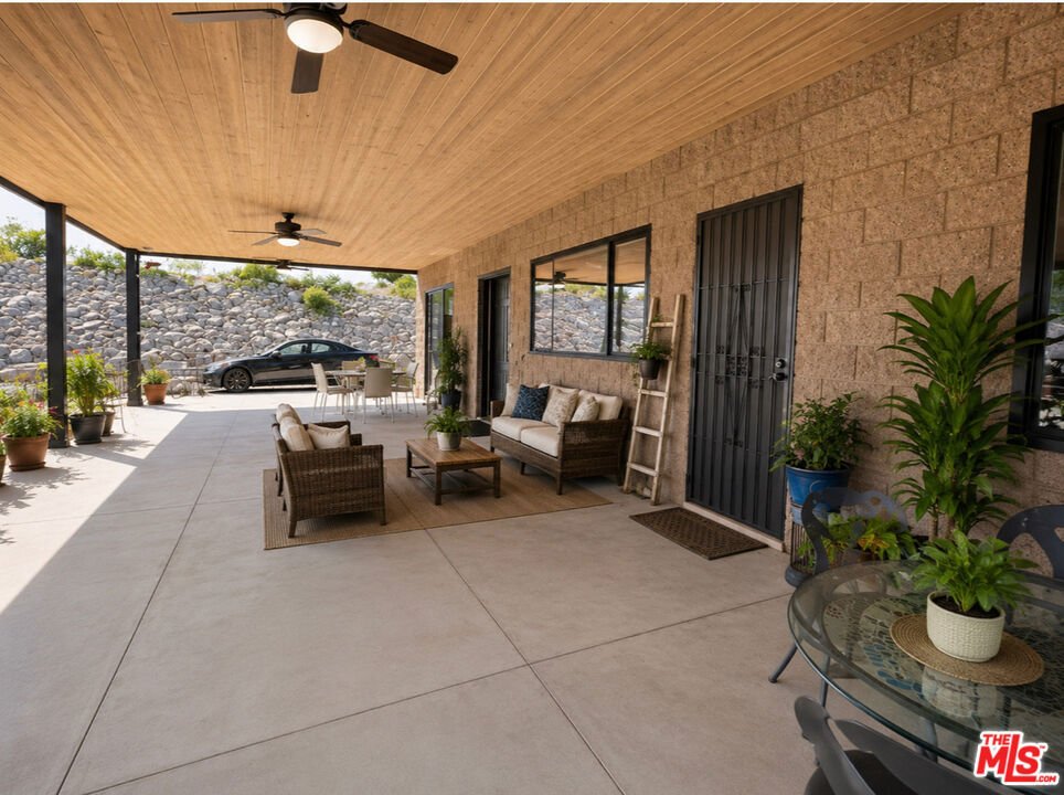 House in Desert Hot Springs, California, United States 3 - 18244994
