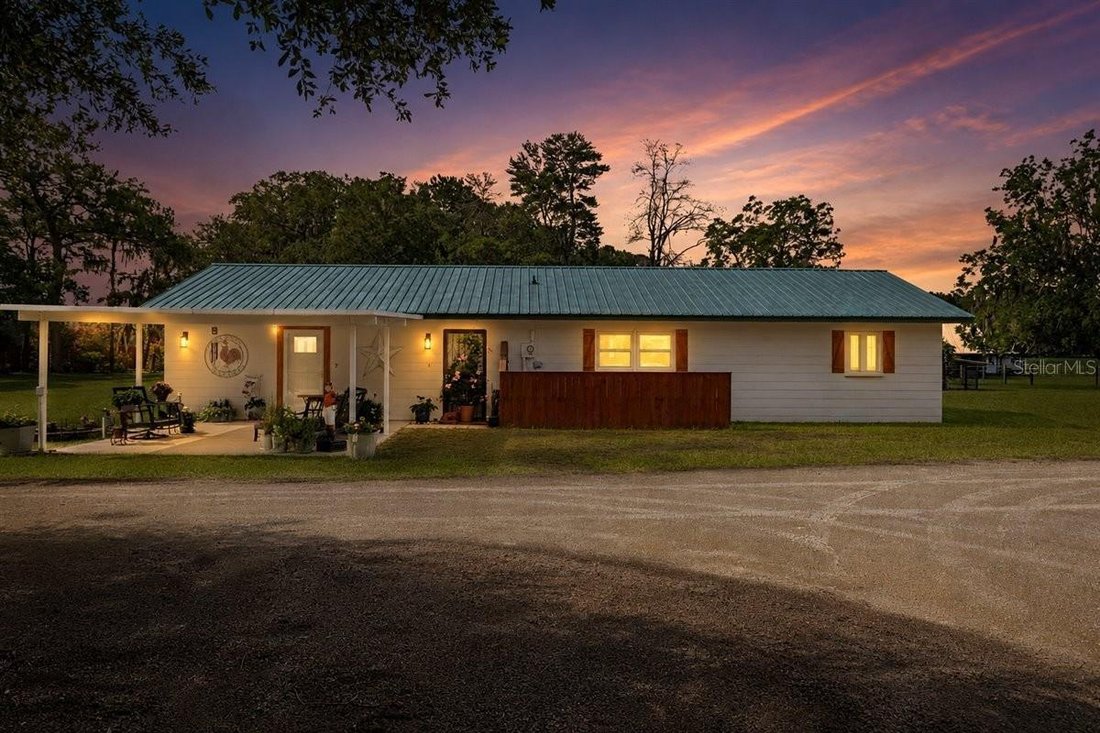 Casa a Newberry, Florida, Stati Uniti 3 - 17737390
