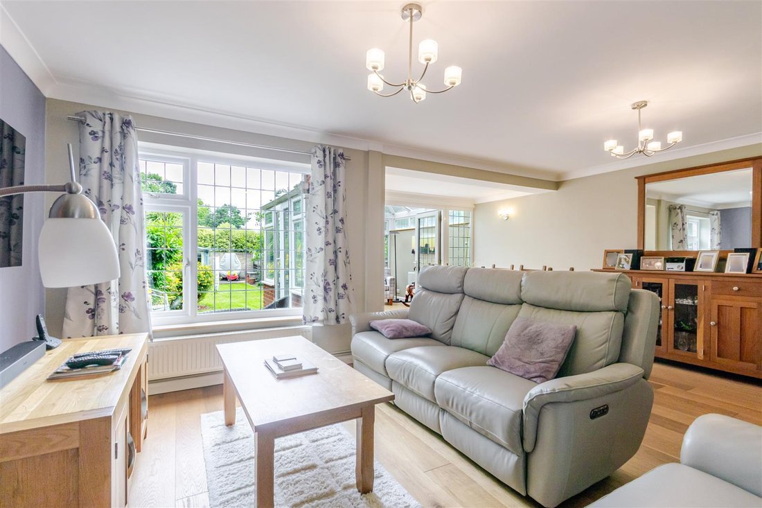 House in Breakspear, Bromley, England 5 - 18236053