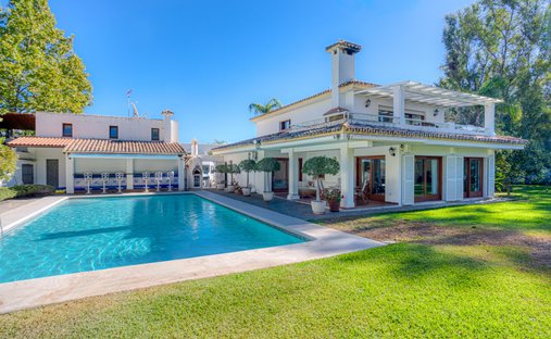 Villa in Estepona, Andalusia, Spain 1