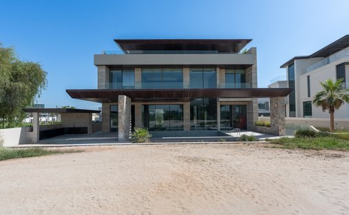 Villa in Hadaeq Sheikh Mohammed Bin Rashid, Dubai, United Arab Emirates 1