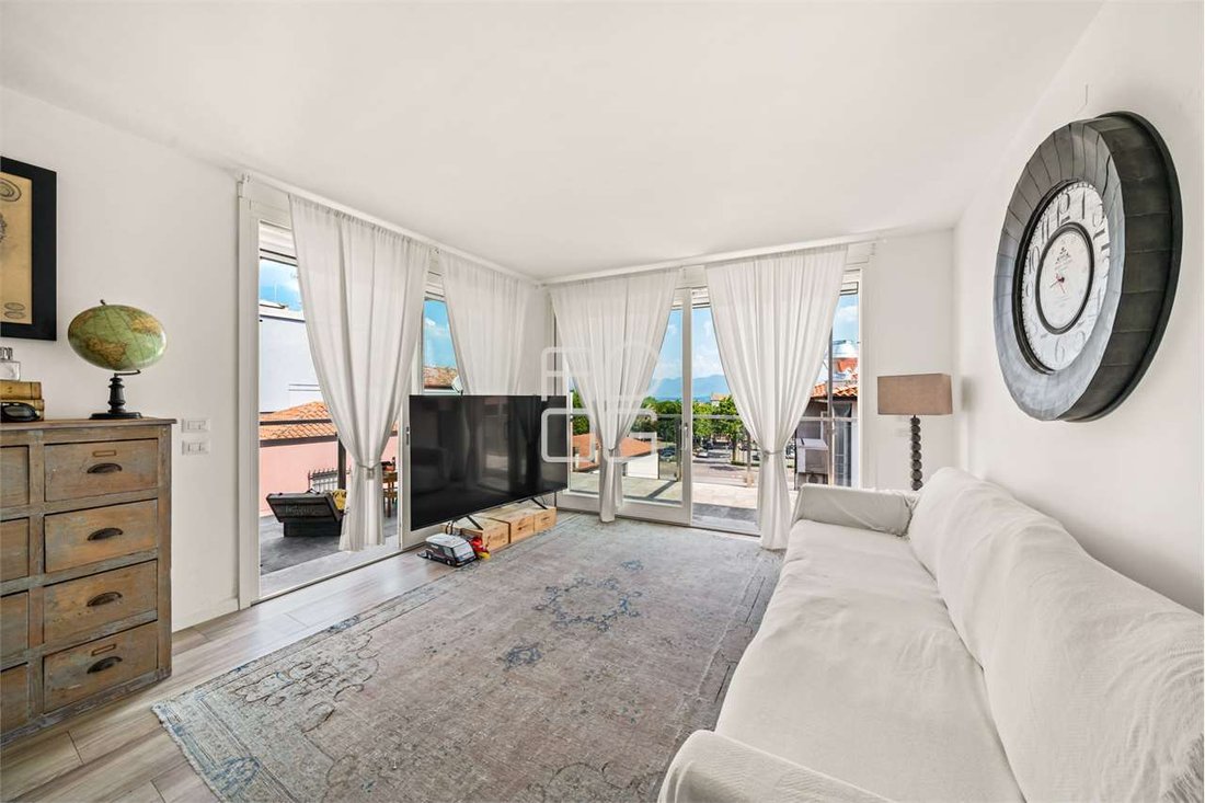 Apartment in Rivoltella, Desenzano del Garda, Lombardy 2 - 12871149