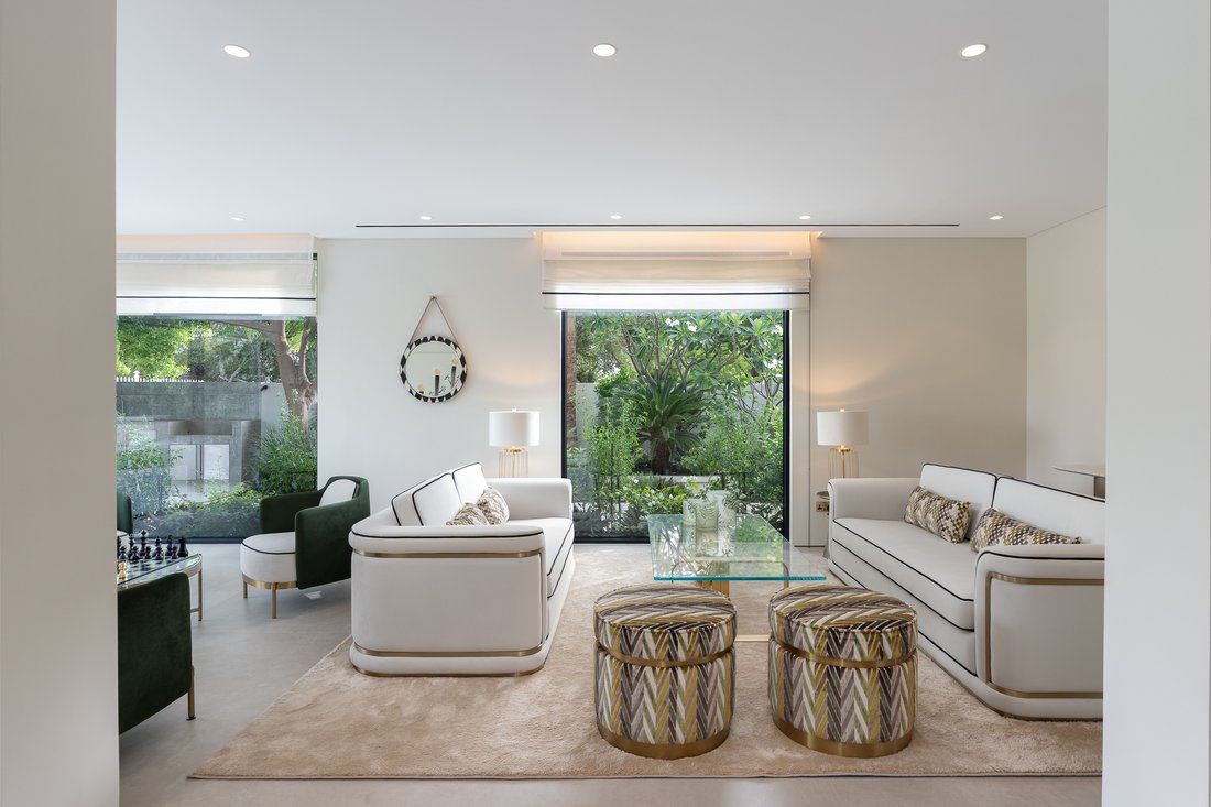 Villa in The Meadows, Dubai, United Arab Emirates 5 - 18239457