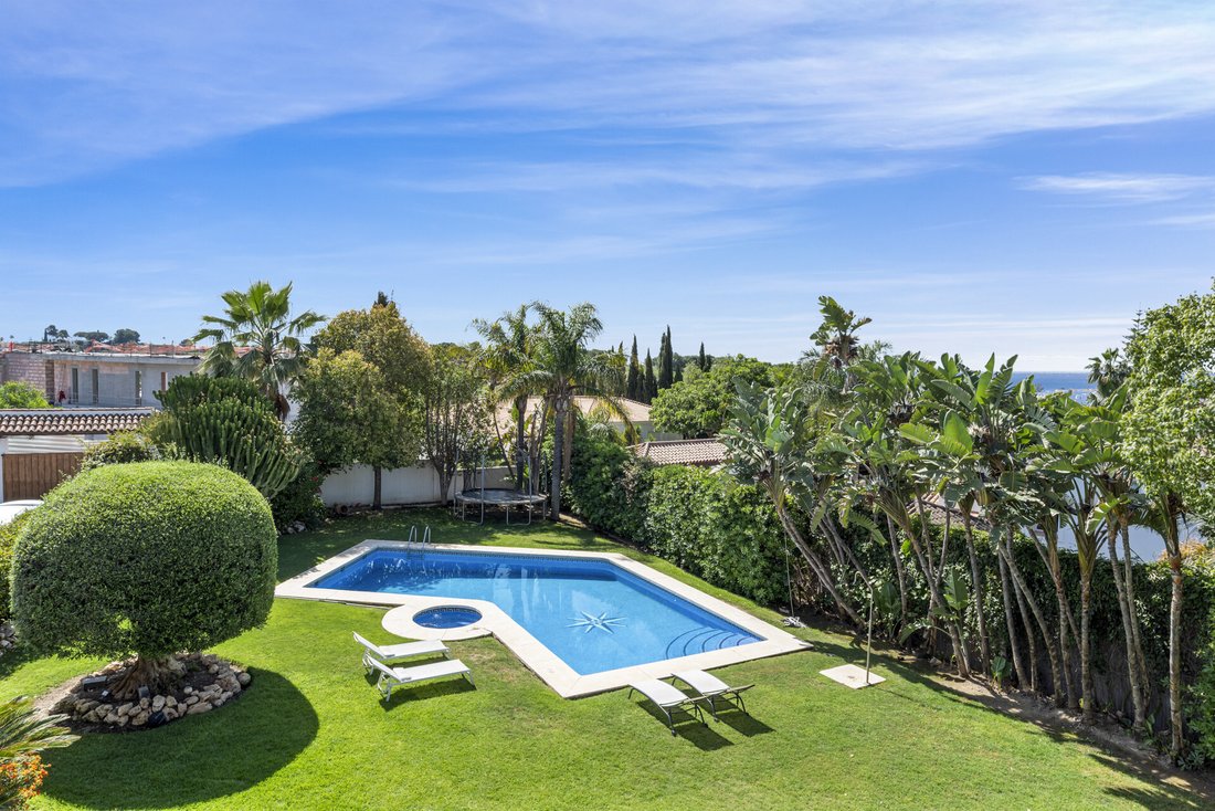 Villa in El Paraíso, Benahavis, Spain 3 - 18238414
