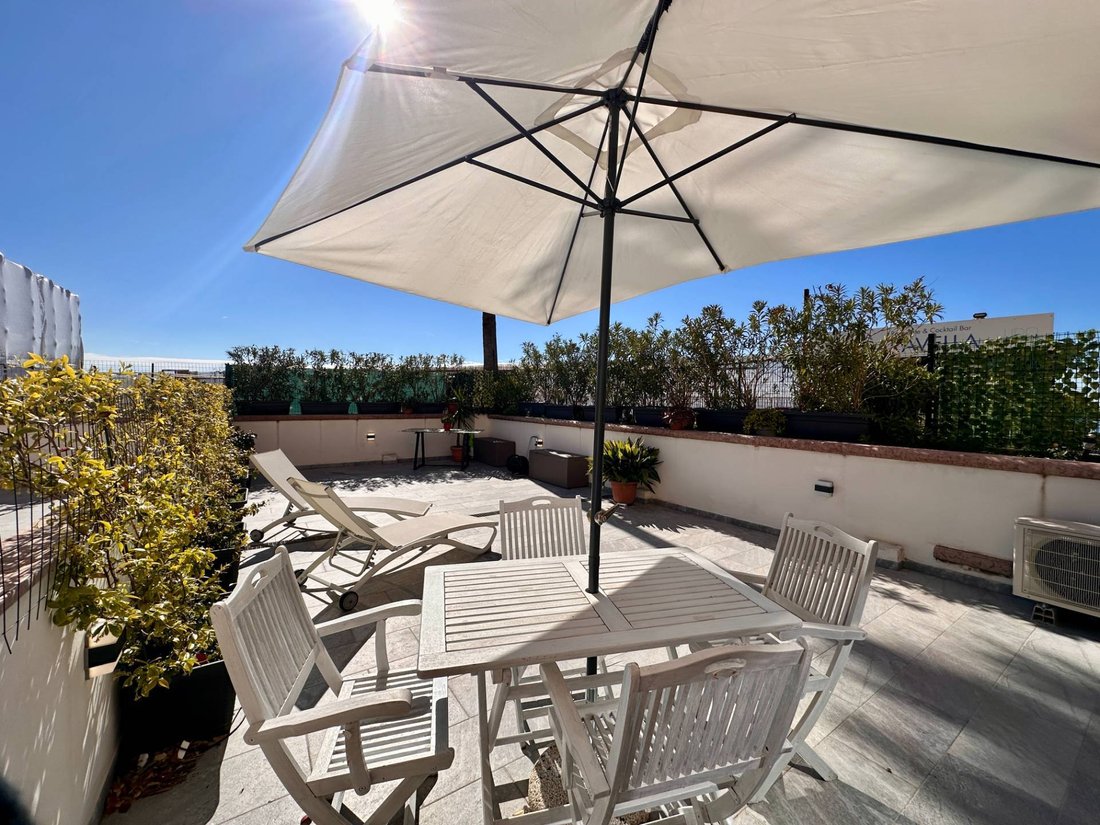 Apartment in Medio Levante, Genoa, Liguria 1 - 18246481