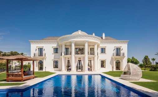 Villa in Elviria-Cabopino, Marbella, Spain 1