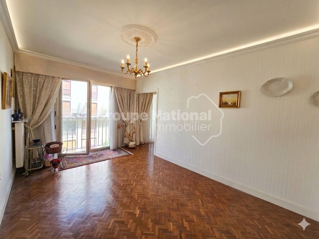 Apartment in Domaine National du Château, Versailles, France 3 - 18236331