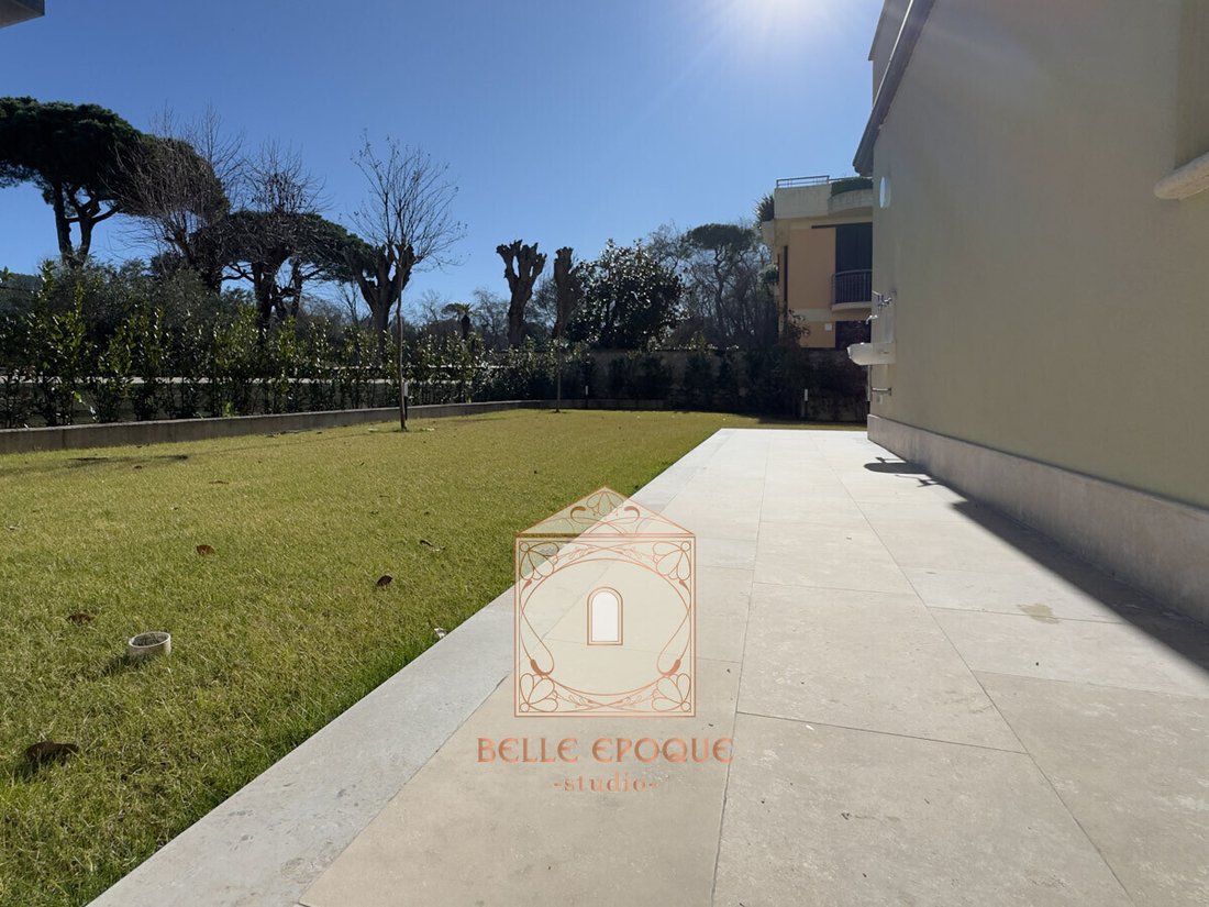 Apartment in Historic Center, Viareggio, Tuscany 4 - 18243042