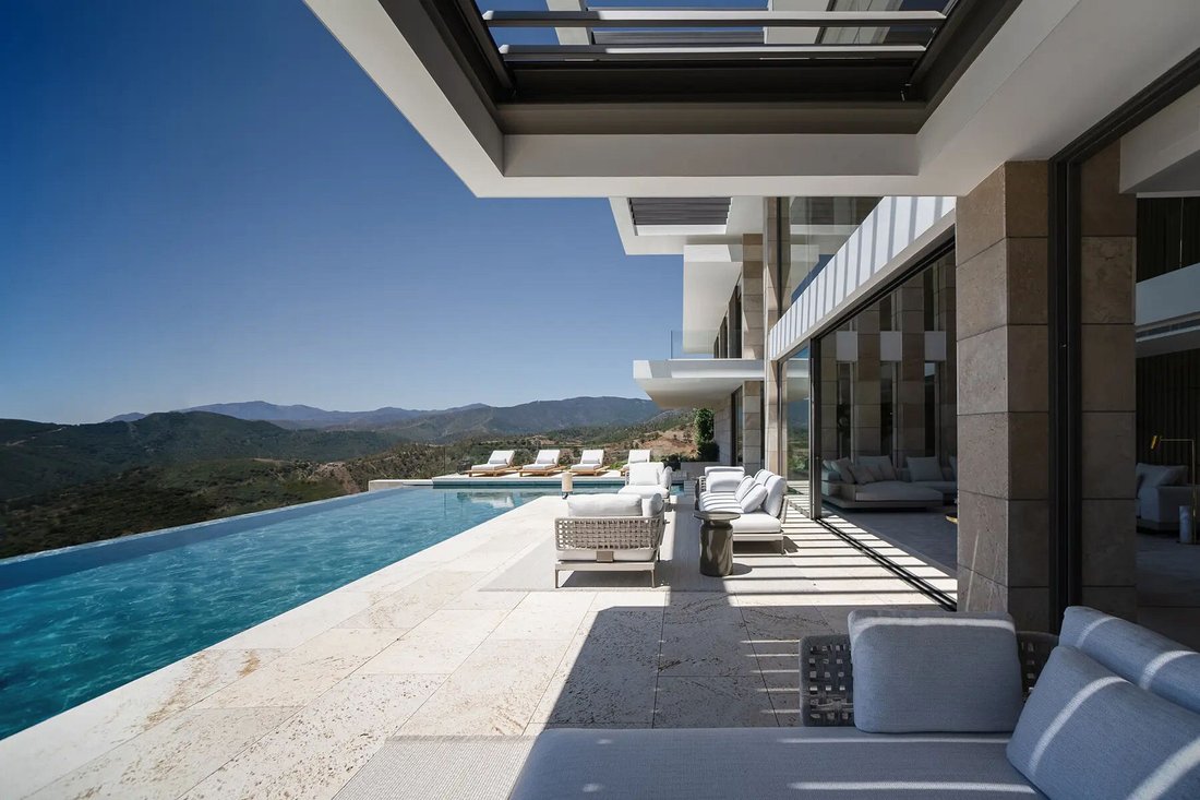 Villa in La Zagaleta, Benahavis, Andalusia 3 - 18238750