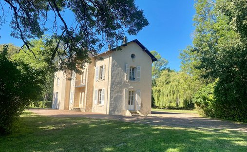 Villa in Limanton, Bourgogne – Franche-Comté, France 1