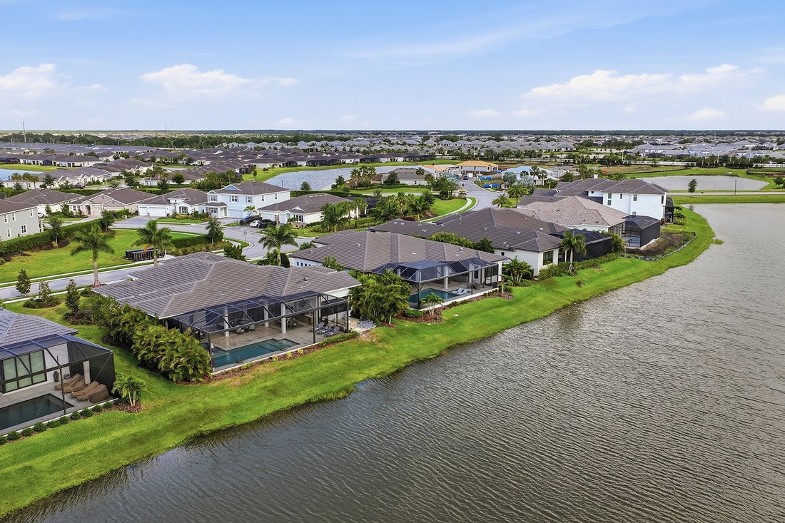 Bradenton, Florida, United States 5 - 18238742