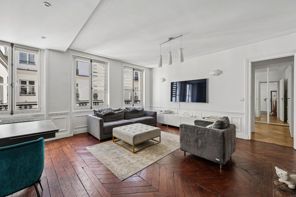 Apartment in Saint Philippe du Roule, Paris 8e Arrondissement, Paris 1 - 18238911