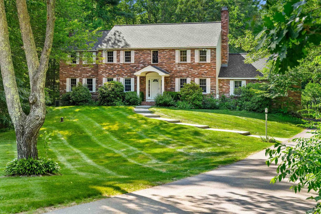 House in Hollis, New Hampshire, United States 1 - 18240925