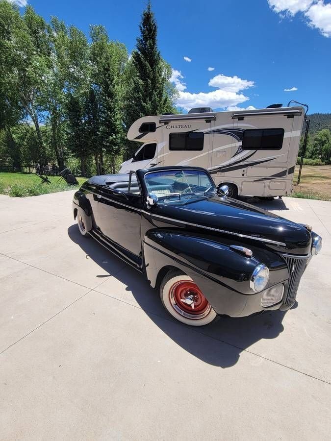 Cabriolet in Glendale, United States 1 - 18236471