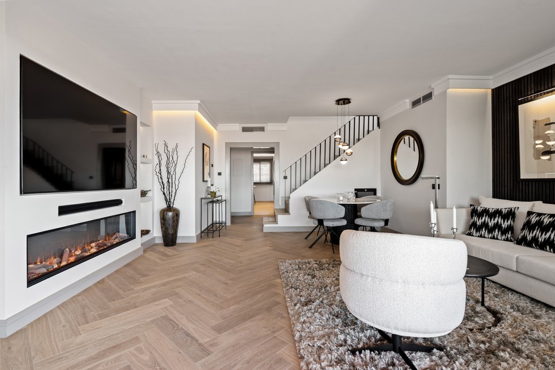 Penthouse in Estepona, Andalusia, Spain 3 - 18238233