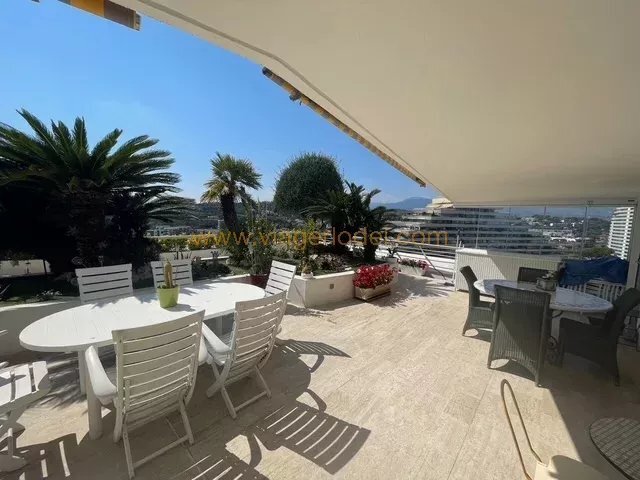 Apartment in Vaug, Villeneuve-Loubet, France 5 - 18239427