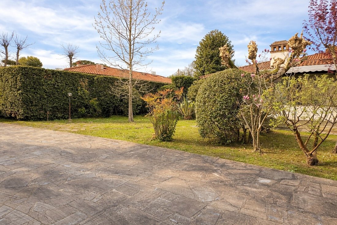Villa in Centro, Forte dei Marmi, Tuscany 3 - 18242640