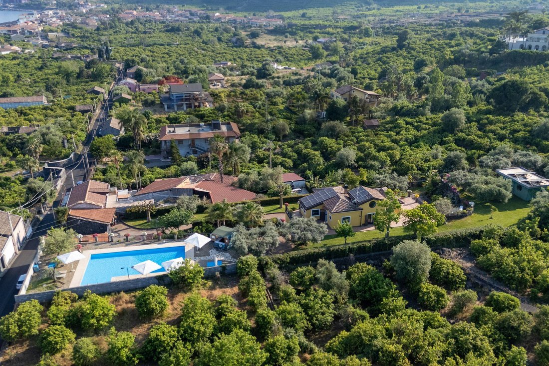 Villa in Pozzillo-Stazzo-Santa Tecla, Acireale, Sicily 3 - 18246502