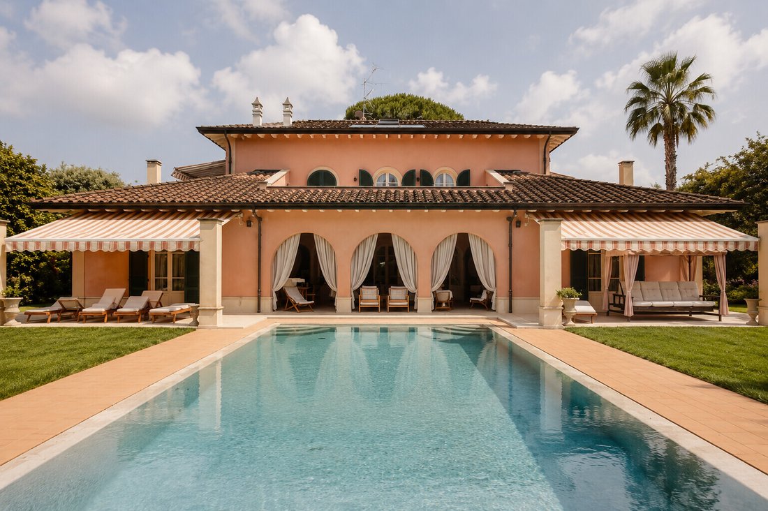 Villa in Center, Forte dei Marmi, Tuscany 1 - 18242496