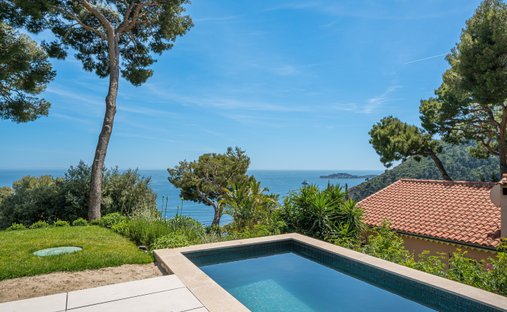House in Èze, Provence-Alpes-Côte d'Azur, France 1