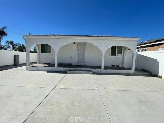 Los Angeles, California, United States 1 - 17795456