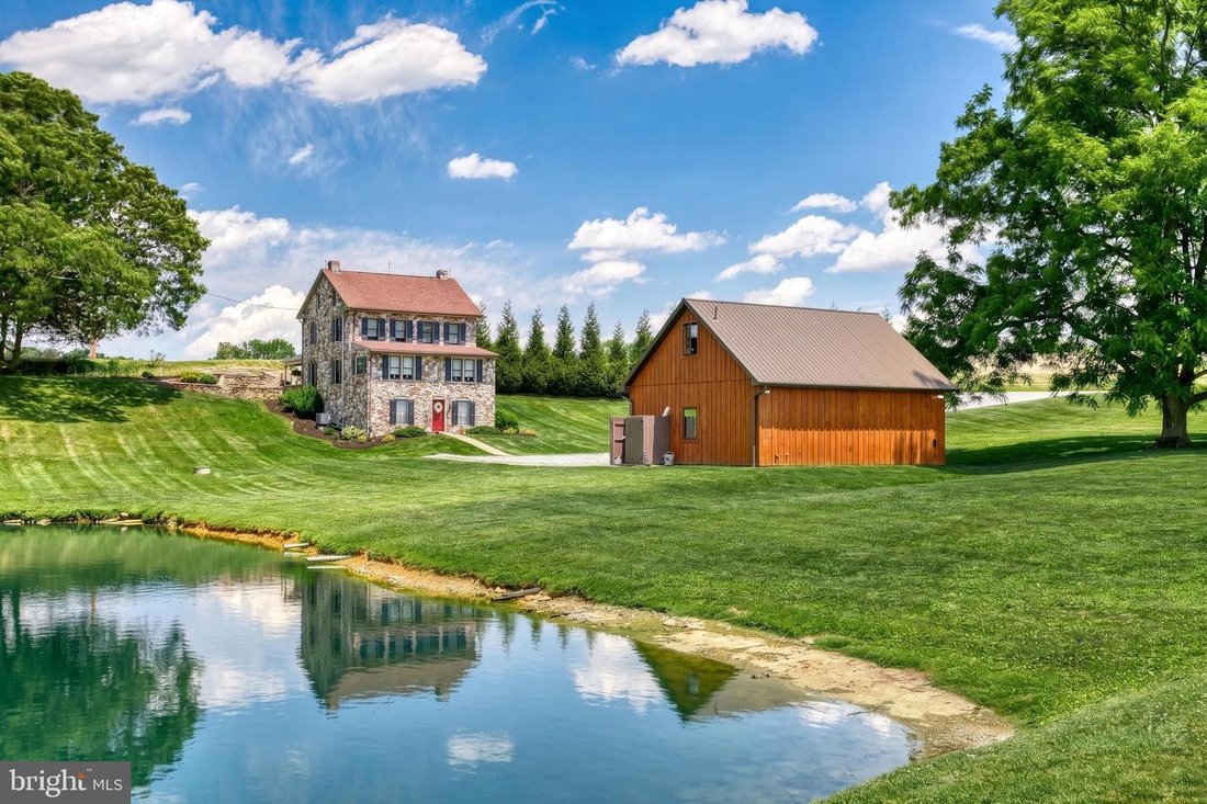 House in Spring Grove, Pennsylvania, United States 1 - 18235765