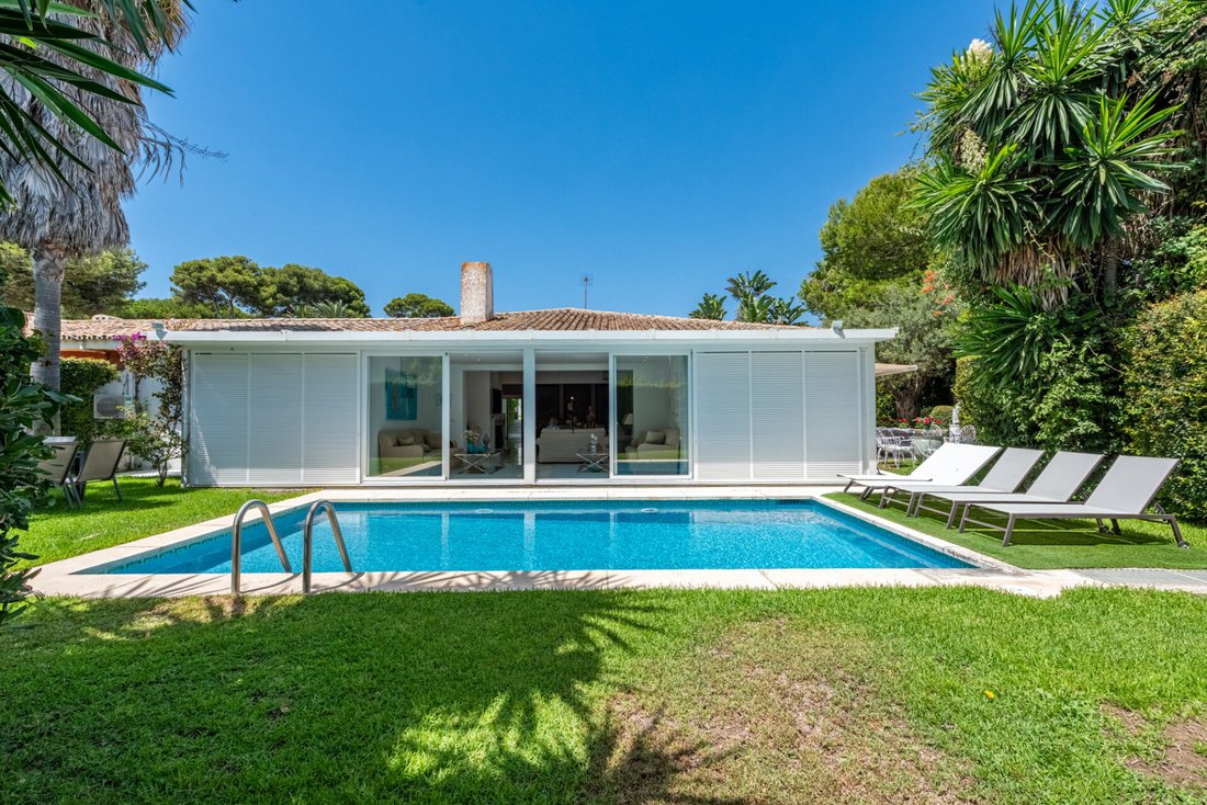 Villa in Marbella, Andalusia, Spain 2 - 18239013