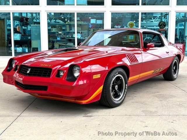 Chevrolet Camaro in Calverton, NY, United States 1 - 18241771