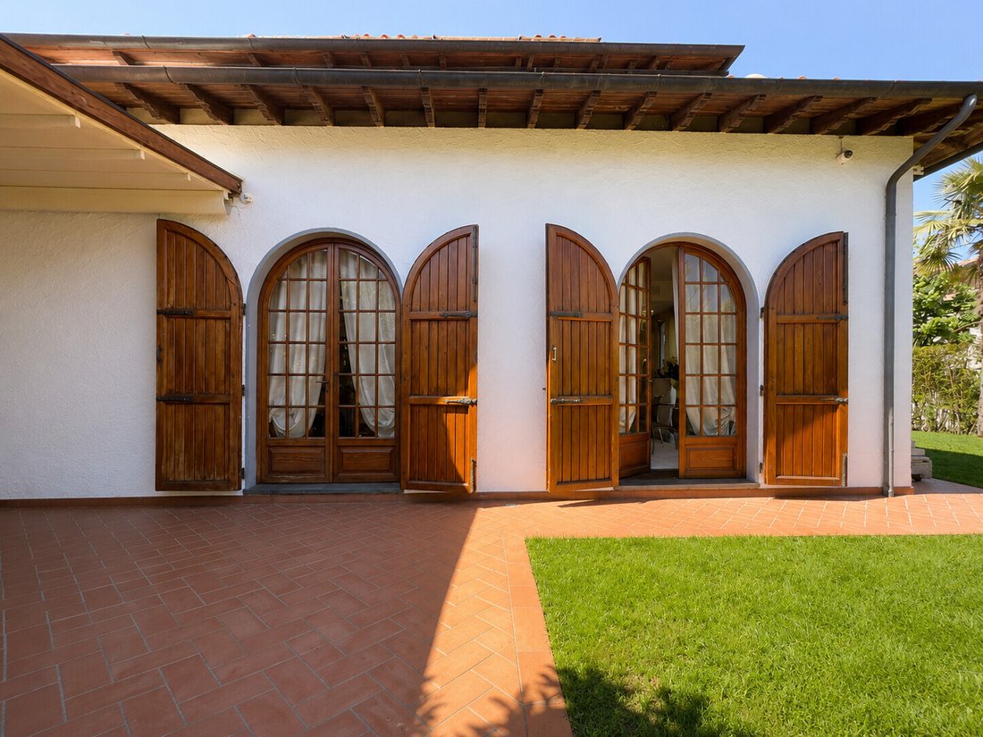 Villa in Historic Center, Viareggio, Tuscany 1 - 18241694