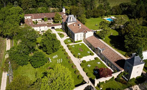 Castle in Grand Parc-Chartrons-Paul Doumer, Bordeaux, France 1