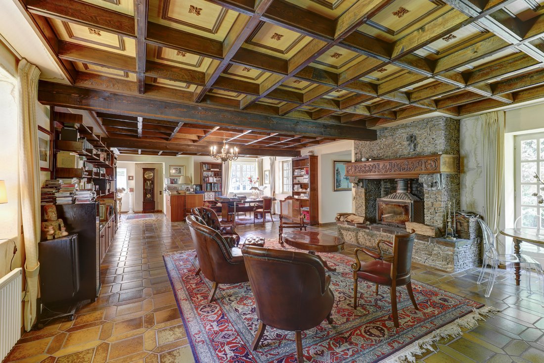House in Clermont-Ferrand, Auvergne-Rhône-Alpes, France 5 - 18009074