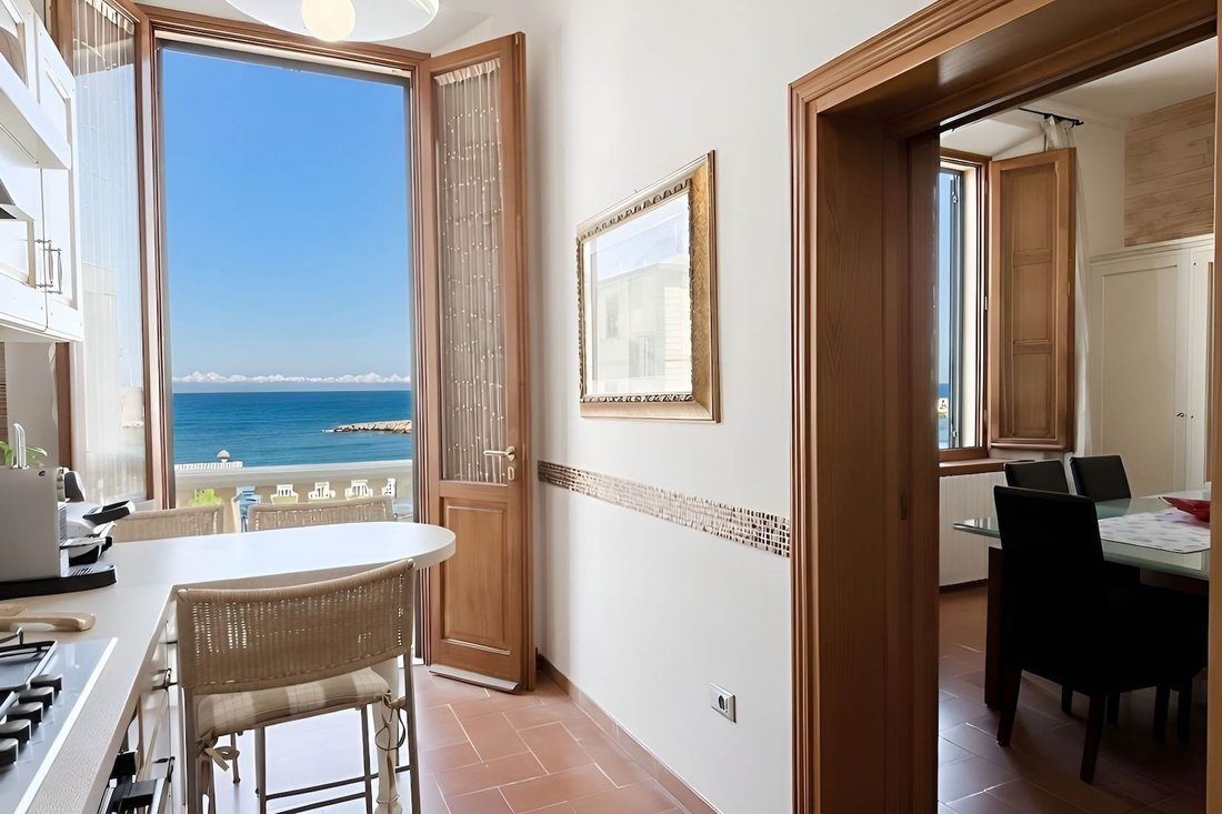 Villa en San Vincenzo, Toscana, Italia 4 - 18242687