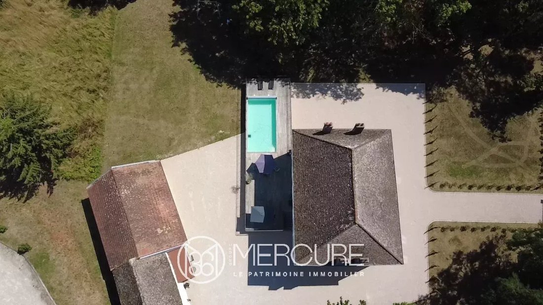 Estate in Sassenay, Bourgogne – Franche-Comté, France 2 - 16408452