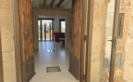 House in Caimari, Selva, Balearic Islands 1